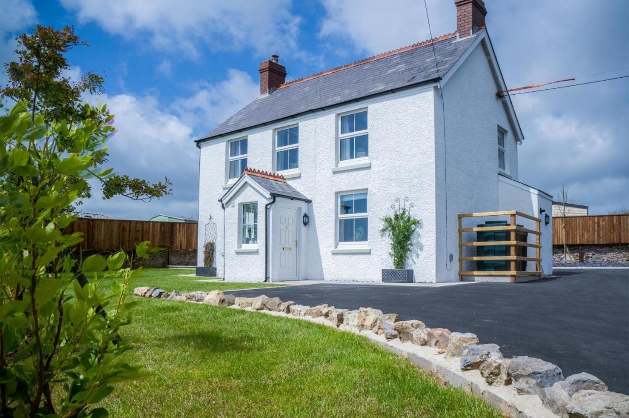 Elidyr Cottage - 3 Bedroom Cottage - アムロス エクステリア 写真