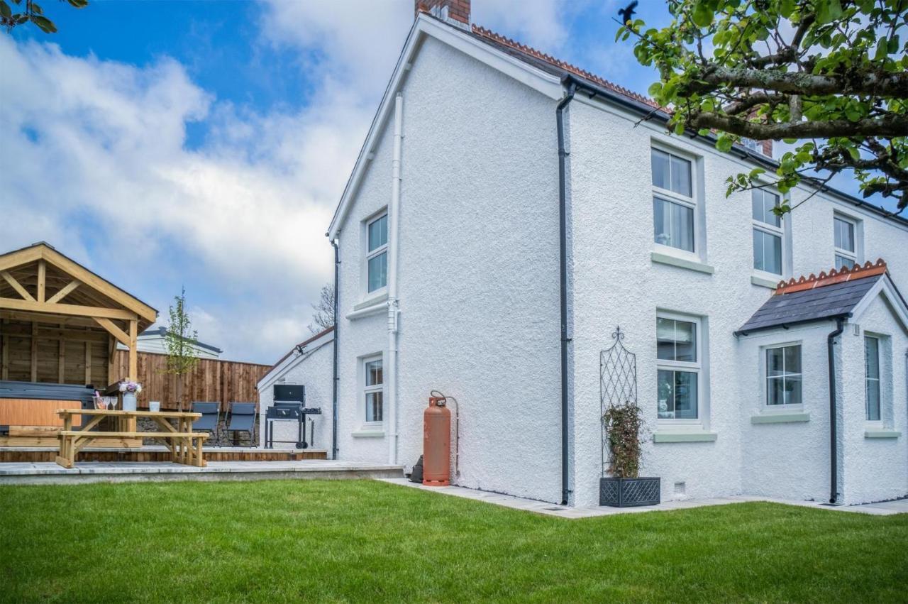 Elidyr Cottage - 3 Bedroom Cottage - アムロス エクステリア 写真